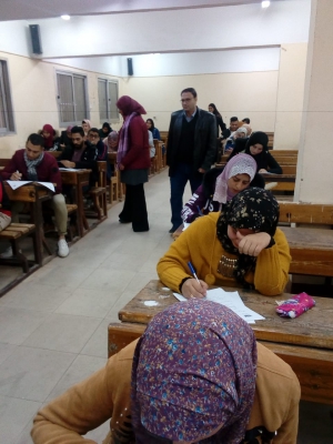 متابعة سير العملية الامتحانية